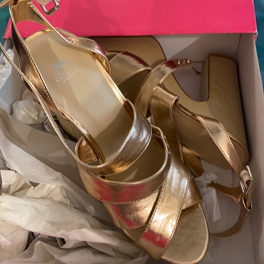 Shoedazzle- Harper Sandal Heels- Rose Gold Size 10